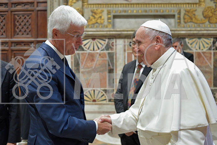 %_tempFileName01033_23092019%