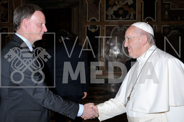 %_tempFileName01628_27092019%