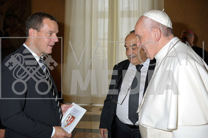 %_tempFileName00318_28092019%