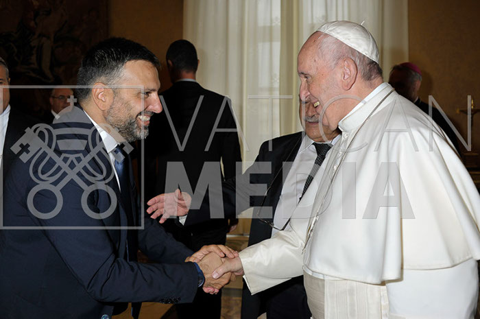 %_tempFileName00615_28092019%