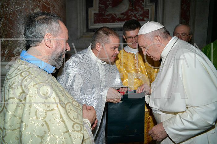 %_tempFileName00242_29092019%