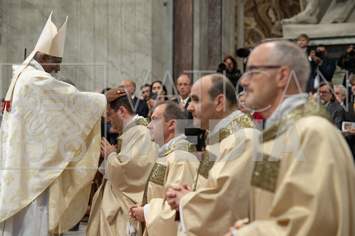 %_tempFileName04048_04102019%