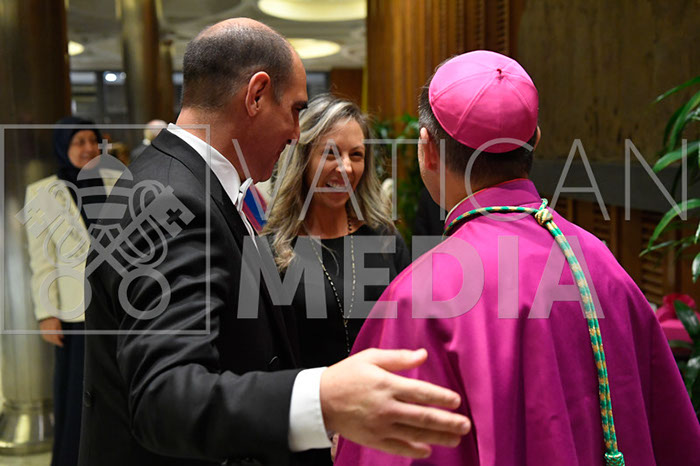 %_tempFileName07763_04102019%