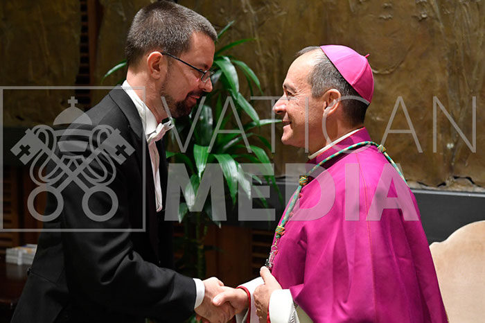 %_tempFileName08016_04102019%