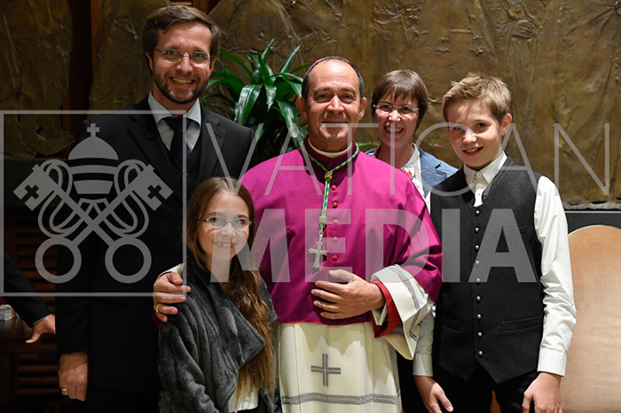 %_tempFileName08634_04102019%