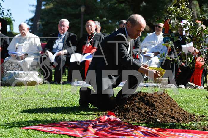 %_tempFileName01849_04102019%