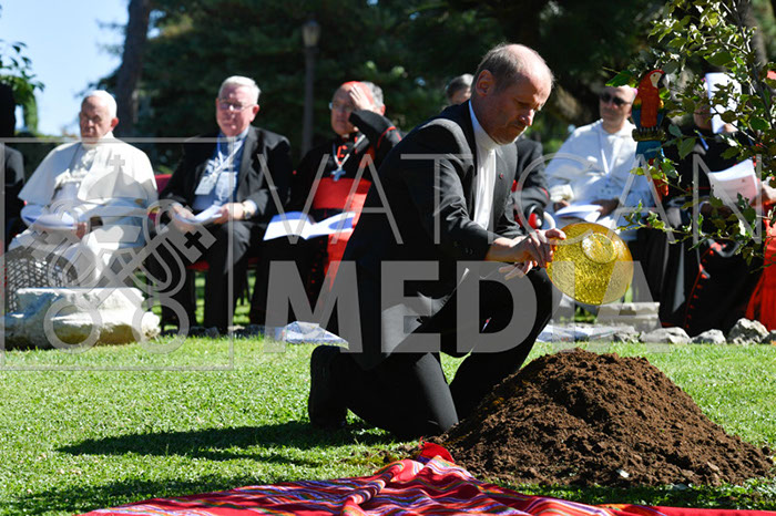 %_tempFileName01853_04102019%