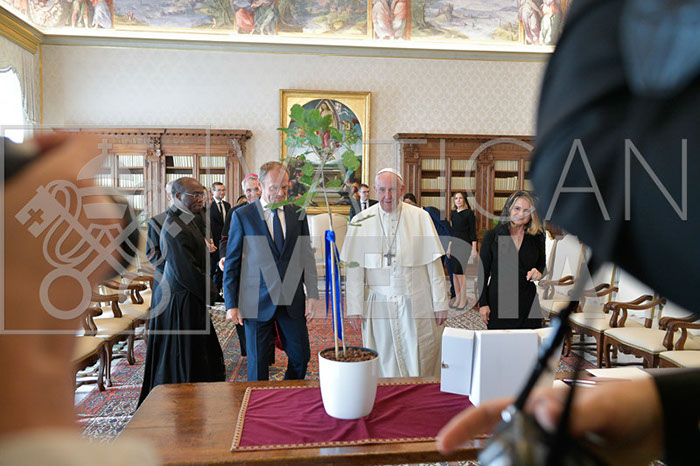 %_tempFileName00883_05102019%