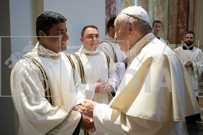 %_tempFileName16352_13102019%