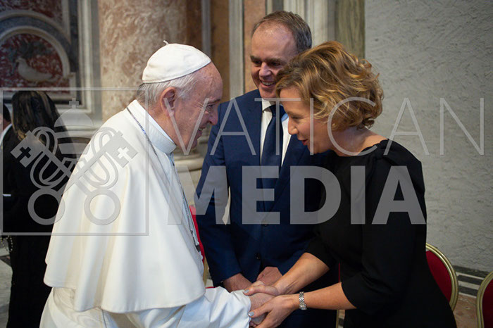 %_tempFileName16635_13102019%