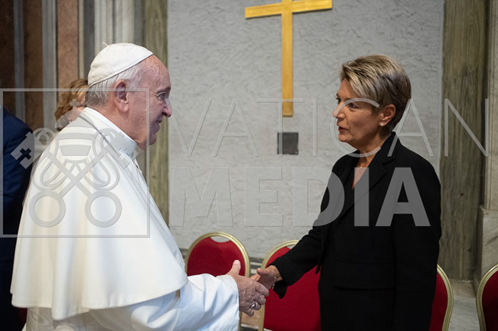 %_tempFileName16653_13102019%