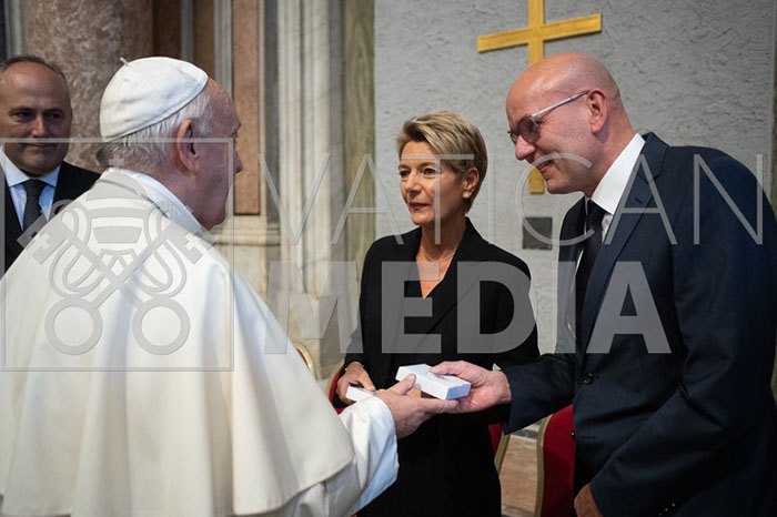 %_tempFileName16688_13102019%