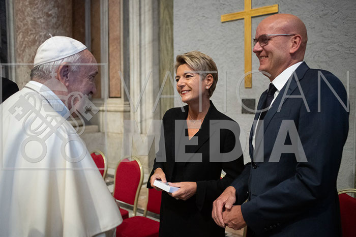 %_tempFileName16692_13102019%