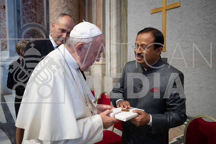 %_tempFileName16733_13102019%