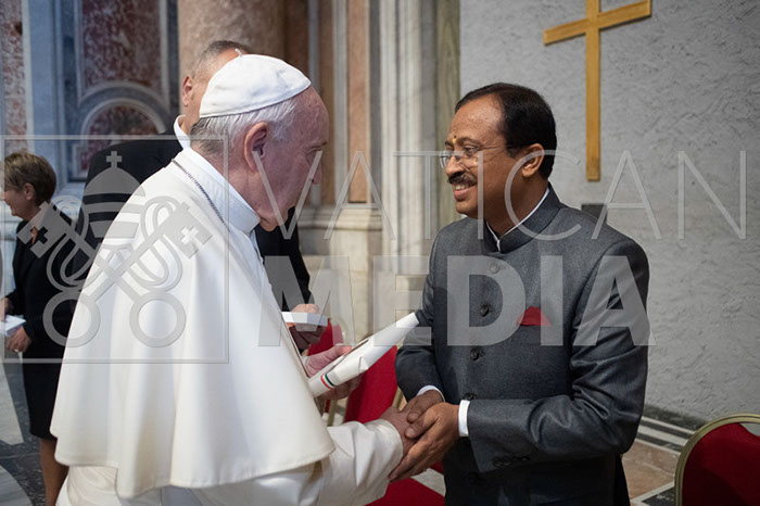 %_tempFileName16738_13102019%