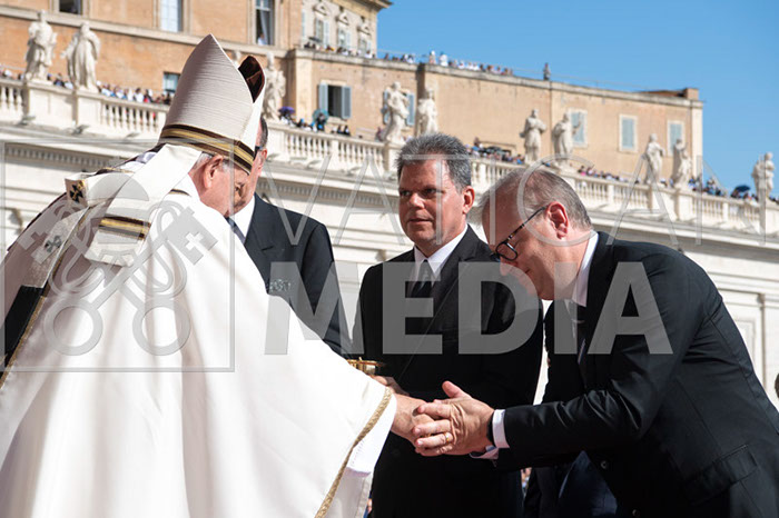 %_tempFileName18885_13102019%