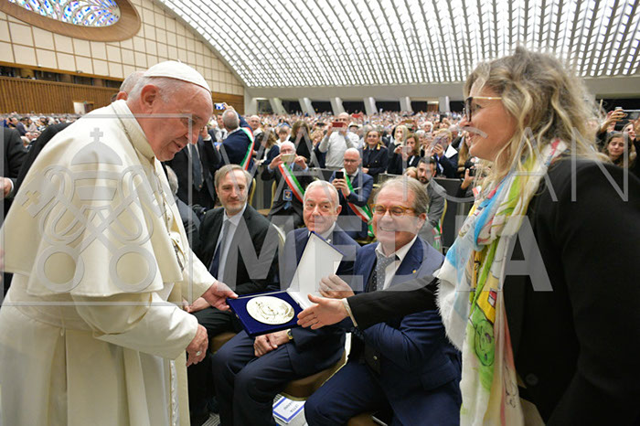 %_tempFileName03297_31102019%