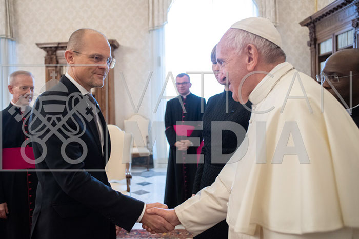 %_tempFileName00933_28112019%