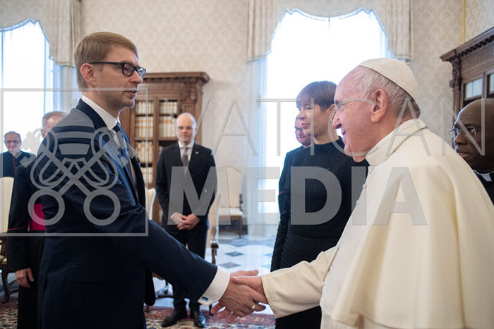 %_tempFileName00944_28112019%