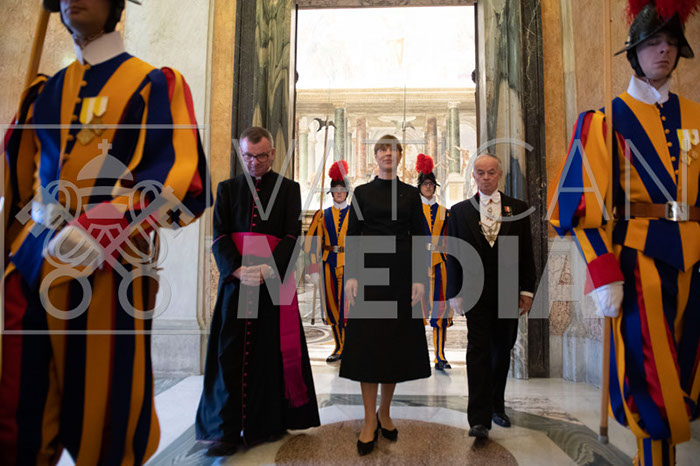 %_tempFileName01063_28112019%