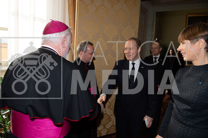 %_tempFileName01077_28112019%