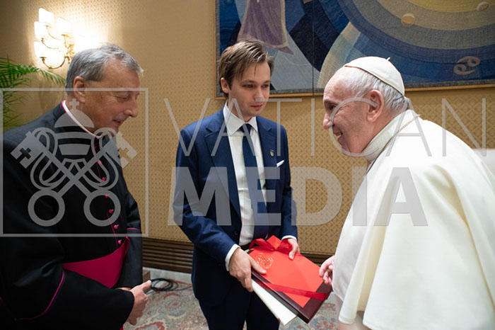 %_tempFileName00230_04122019%