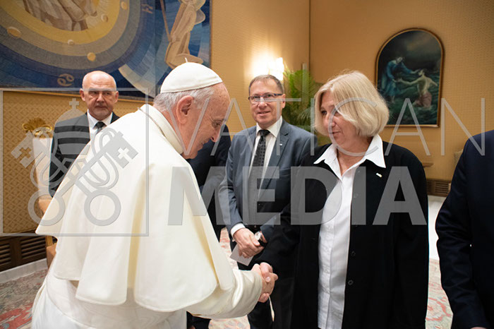 %_tempFileName00263_04122019%