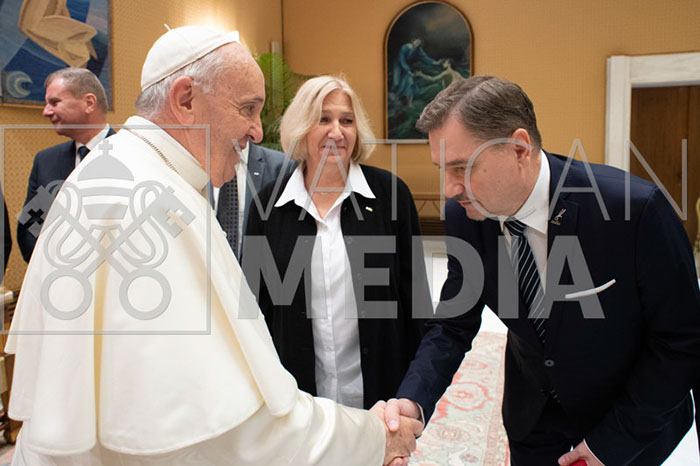 %_tempFileName00266_04122019%