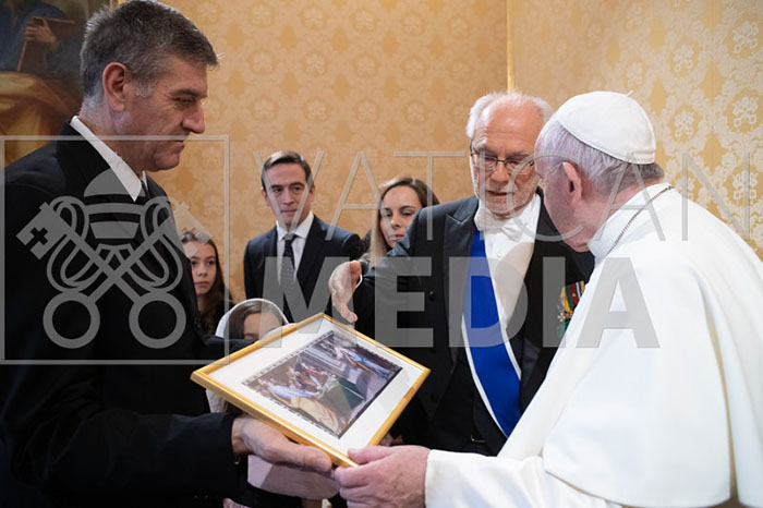 %_tempFileName02000_06122019%