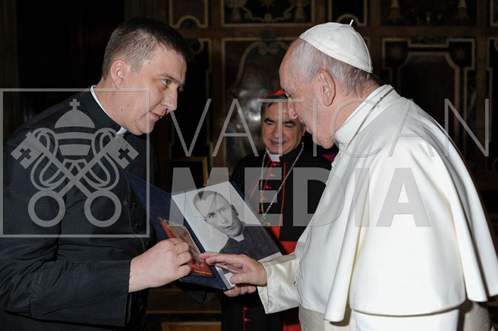 %_tempFileName01581_12122019%