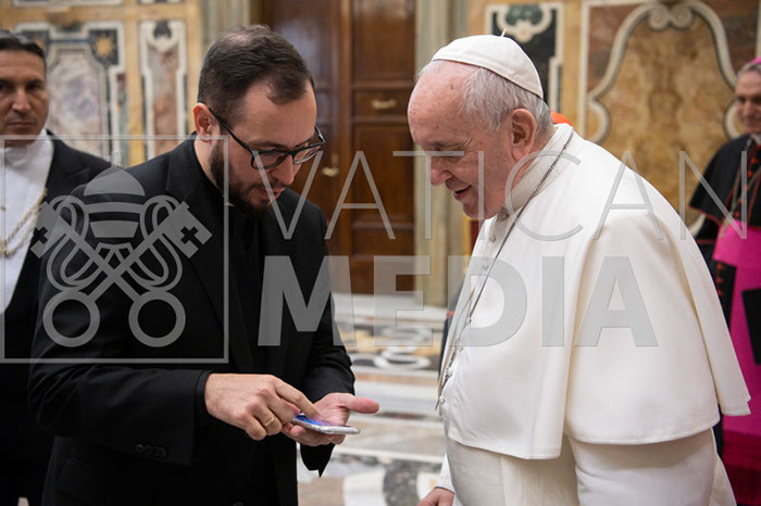 %_tempFileName01636_12122019%