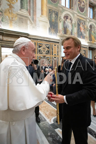 %_tempFileName01784_13122019%