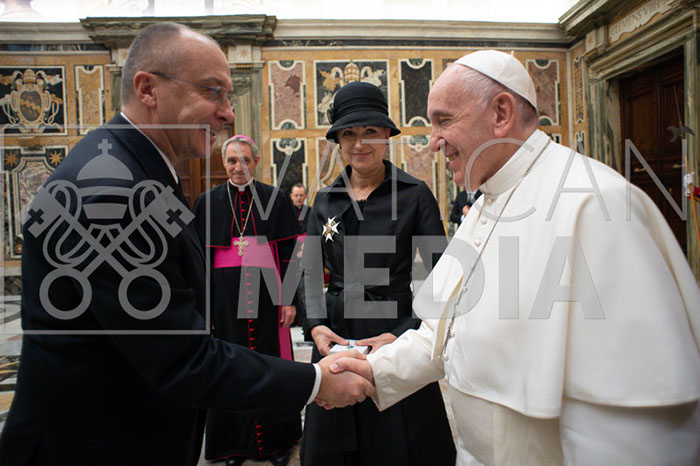 %_tempFileName01744_19122019%