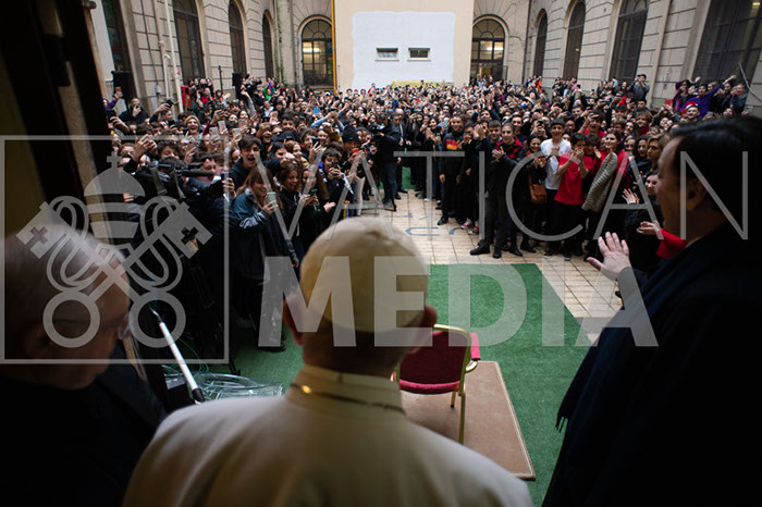 %_tempFileName01443_20122019%