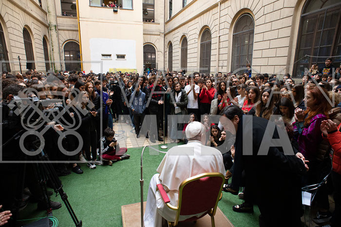 %_tempFileName01647_20122019%