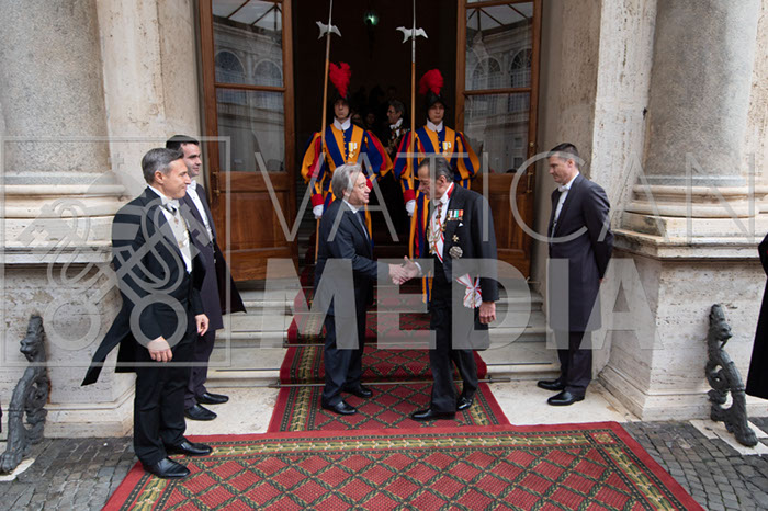 %_tempFileName00406_20122019%