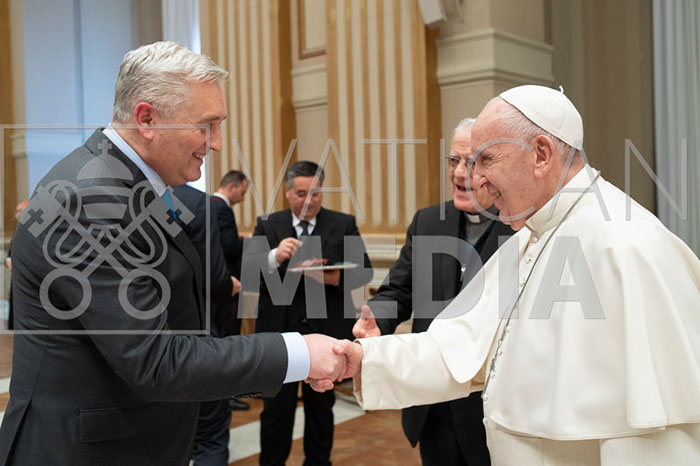 %_tempFileName03646_25122019%